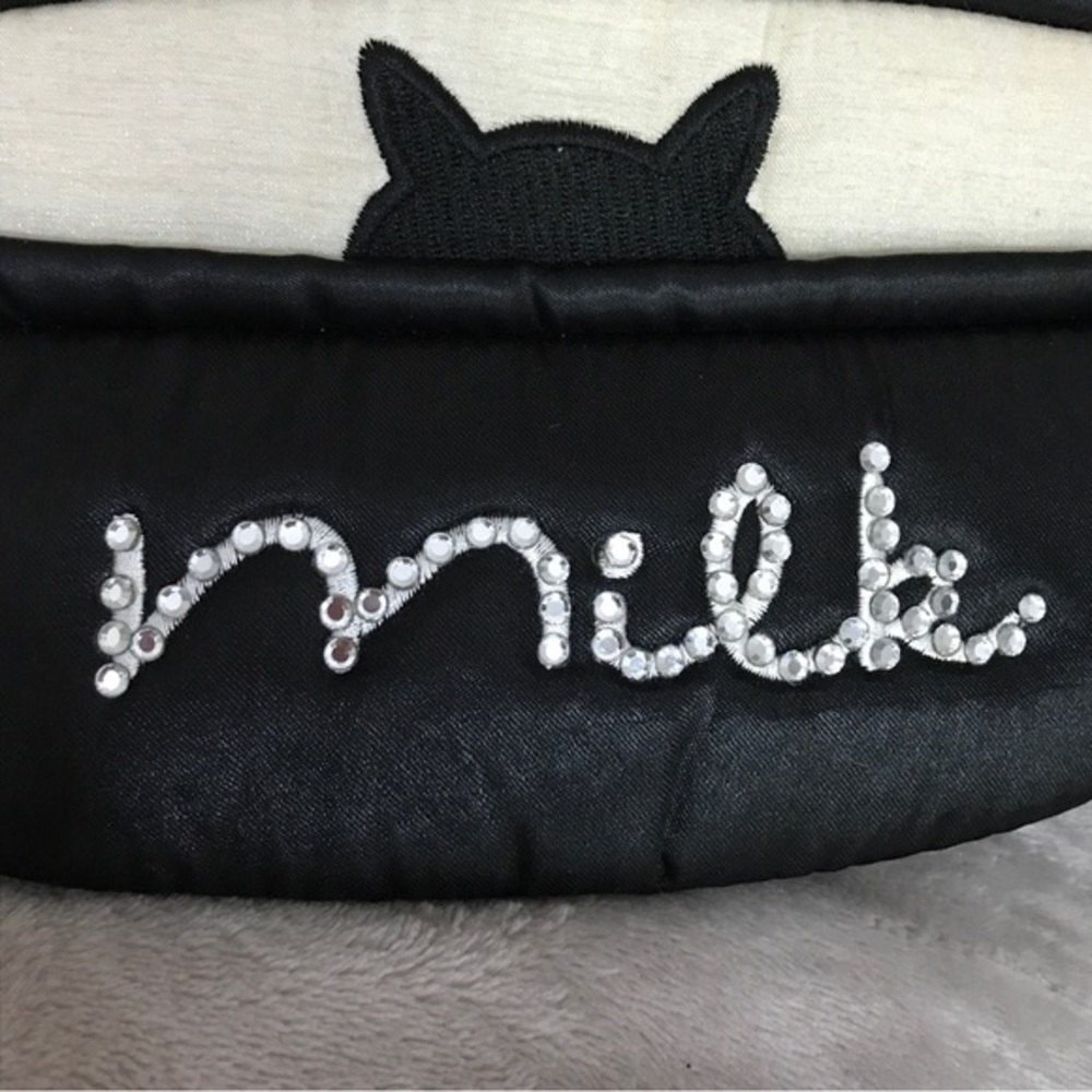 Satin Cat Milkbowl Bedazzled Rhinestones Purse‎ Clutch Accessory with Wristband - Picture 2 of 6